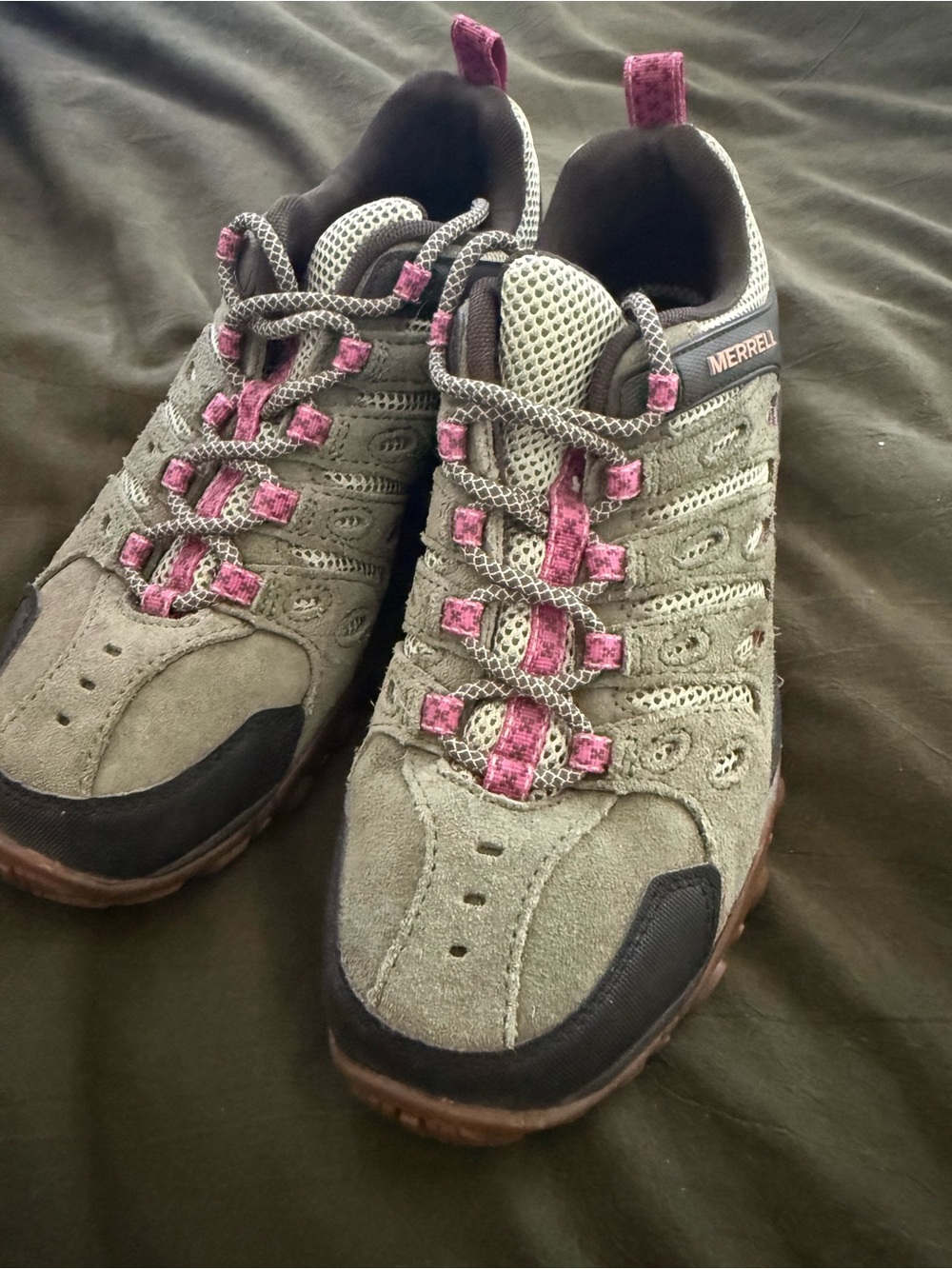 Merrell Women's Green Suede Trail Shoes with Pink Accents